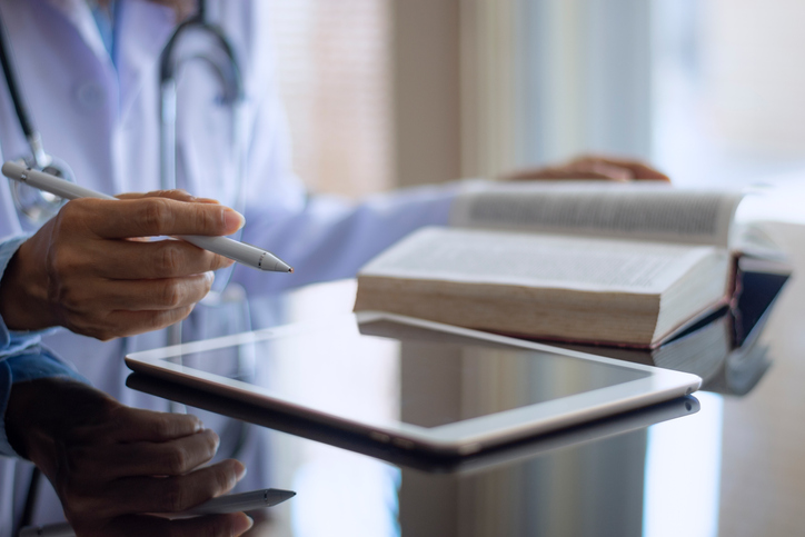 Clinician learning online